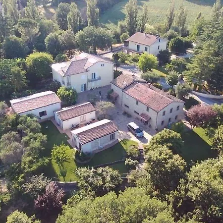 Le Fontanelle Bed and Breakfast *
